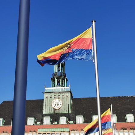 Up Wuljke19 Neu Renovierte Unterkunft Inkl.Pkw Stellplatz 埃姆登 外观 照片