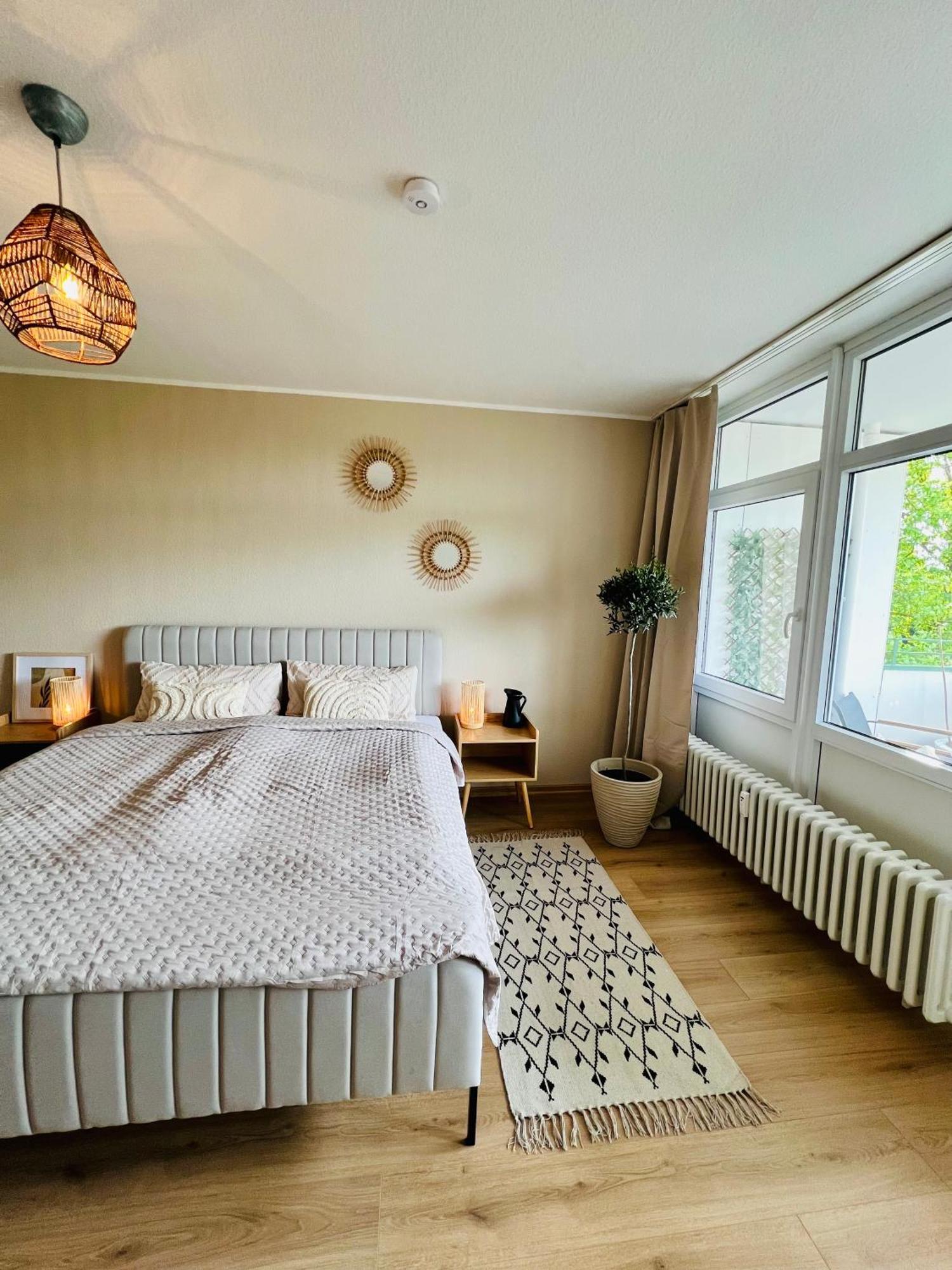 Up Wuljke19 Neu Renovierte Unterkunft Inkl.Pkw Stellplatz 埃姆登 外观 照片